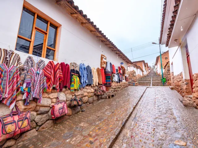 Mercado artesanal de Chinchero