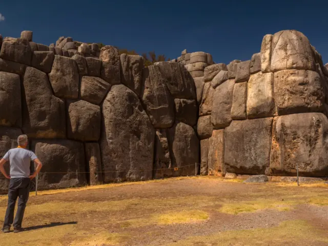 Murallas monumentales de Sacsayhuamán